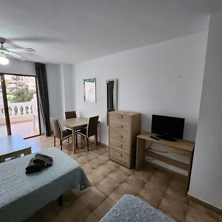 Studio In Castle Harbour With Pool Viewc015 Διαμέρισμα Los Cristianos (Tenerife)