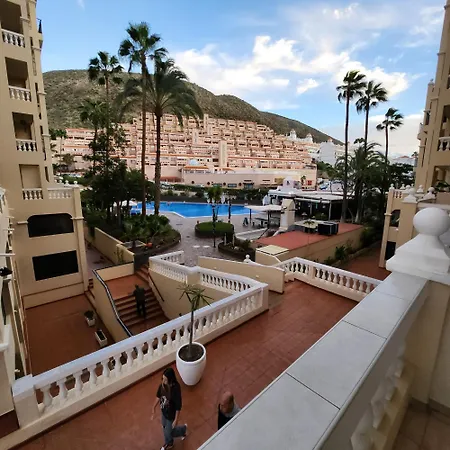 Studio In Castle Harbour With Pool Viewc015 Διαμέρισμα