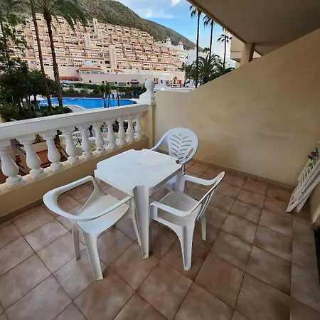 Studio In Castle Harbour With Pool Viewc015 Διαμέρισμα
